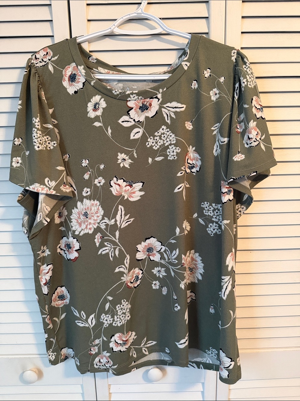 Maurices Olive Green Floral Ruffle Sleeve Top